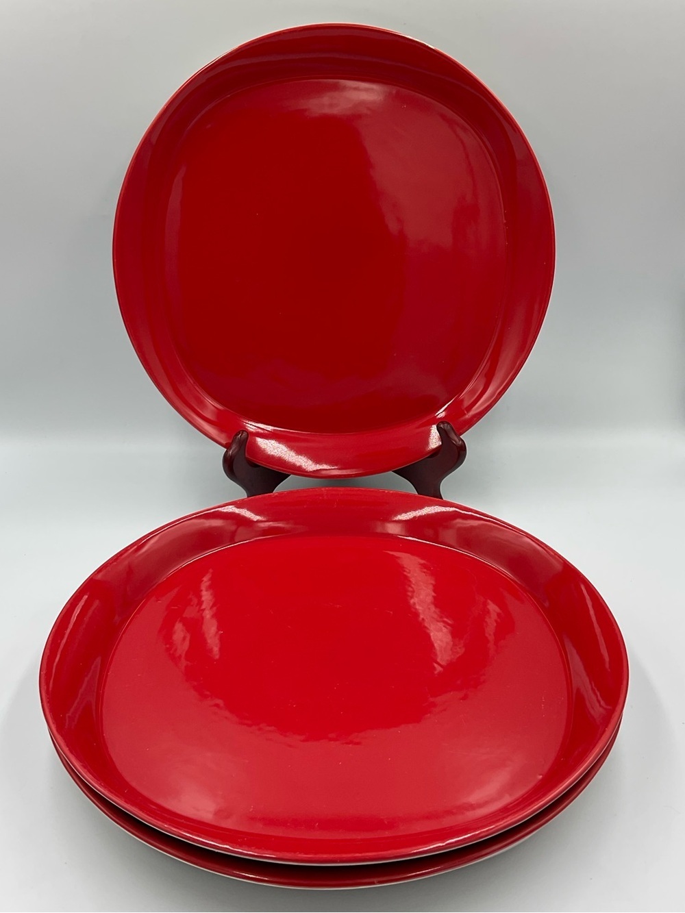Rachael Ray Round & Square Red Dinner Plates- Set of 3